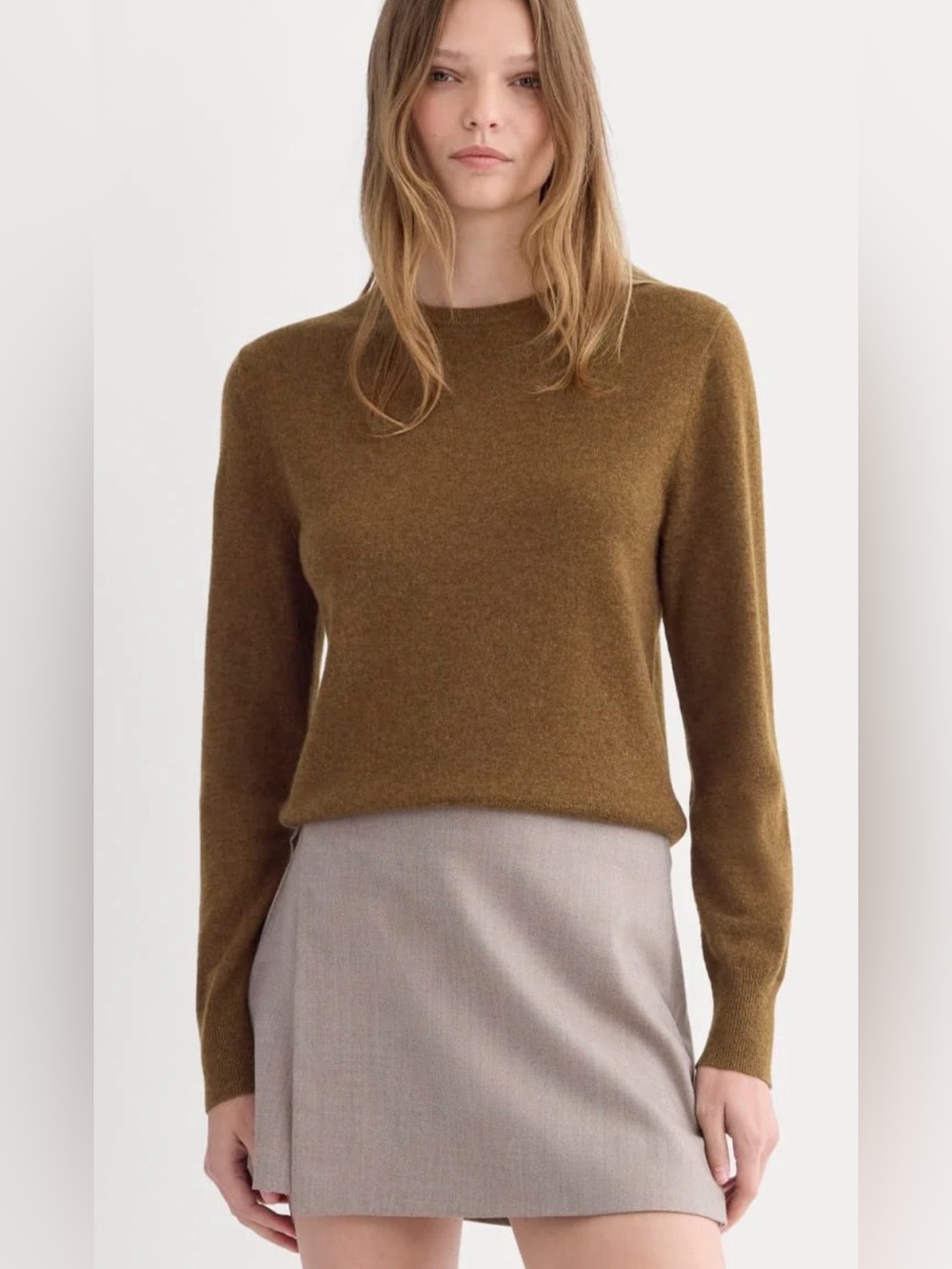 Everlane Cashemere Slim Crew Sweater in Heathered Toffee Small